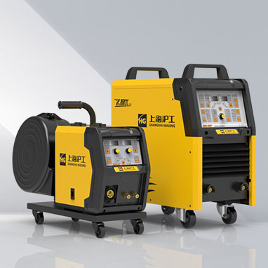 气体；ず富